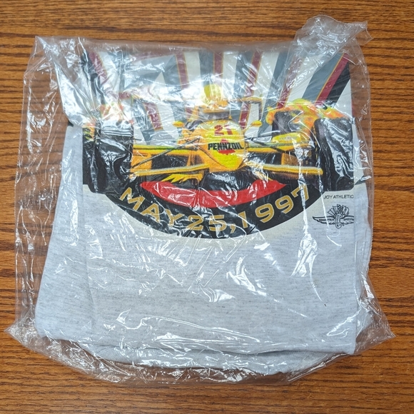 1997 Indianapolis 500 T-shirt - Picture 2 of 2